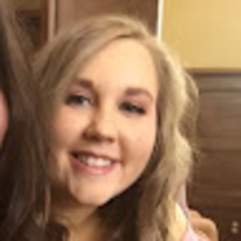 Meet your Posher, Elizabeth